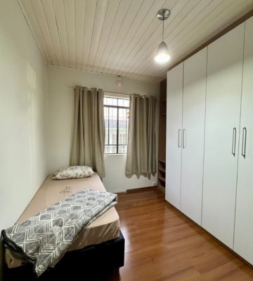 Imagem com fotos das acomodações